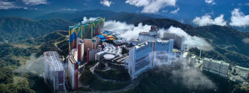 Ужин на телебашне Menara KL в ресторане OrbitZ